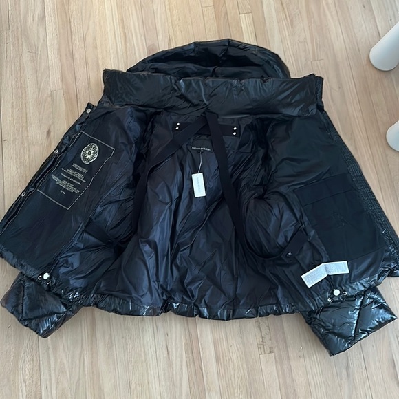 Banana Republic Estrella Puffer Jacket - Picture 6 of 9